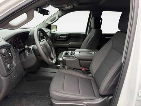 New 2026 Chevrolet Silverado 1500 Custom Trail Boss w/ LPO, Dark Essentials Package image 9