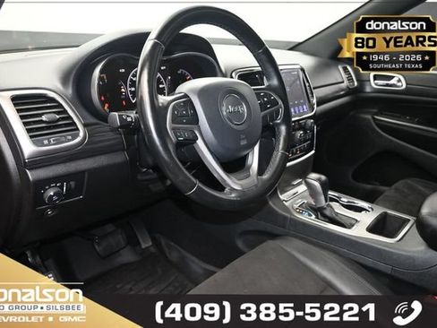 Used 2020 Jeep Grand Cherokee Altitude RWD image 8