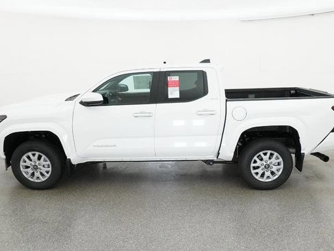 New 2026 Toyota Tacoma SR5 image 47