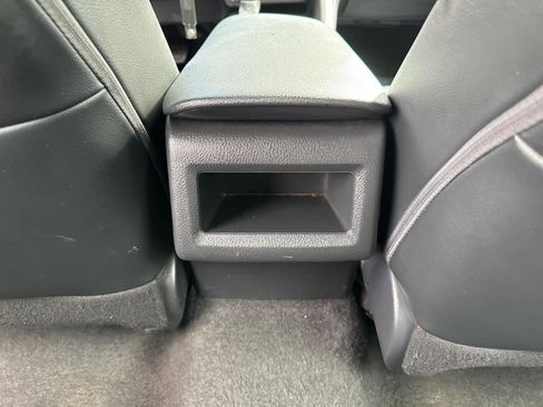 Used 2021 Toyota Camry SE image 33