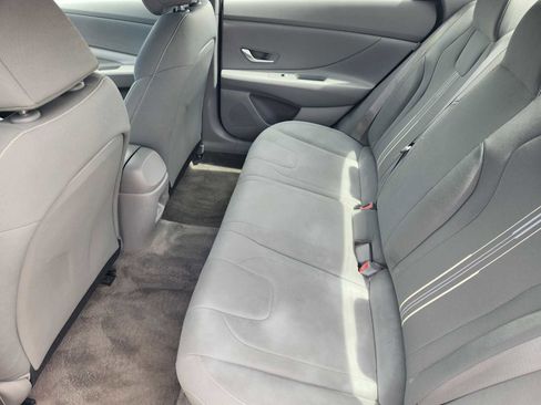 Used 2024 Hyundai Elantra SEL FWD image 29