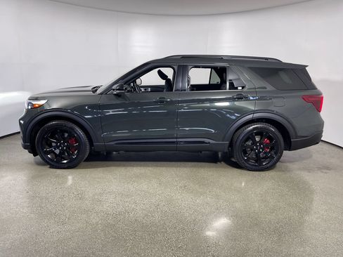 Used 2023 Ford Explorer ST w/ Equipment Group 401A RWD image 6