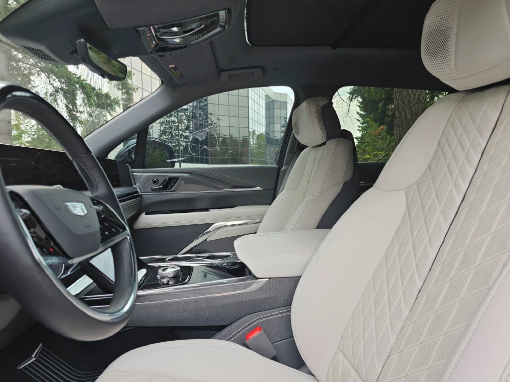 New 2026 Cadillac Escalade IQ Luxury 1 AWD/4WD image 23