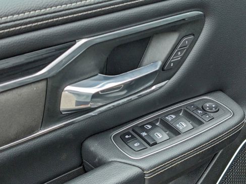 New 2023 RAM 1500 Laramie image 18