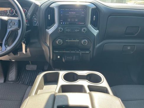 Used 2020 Chevrolet Silverado 1500 LT w/ Trailering Package image 9
