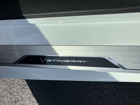Used 2025 Chevrolet Corvette Stingray Preferred Cpe RWD image 21