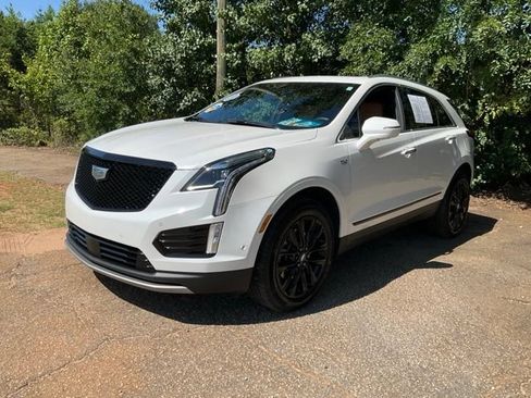 Used 2026 Cadillac XT5 Premium Luxury w/ LPO, ONYX Package FWD image 1