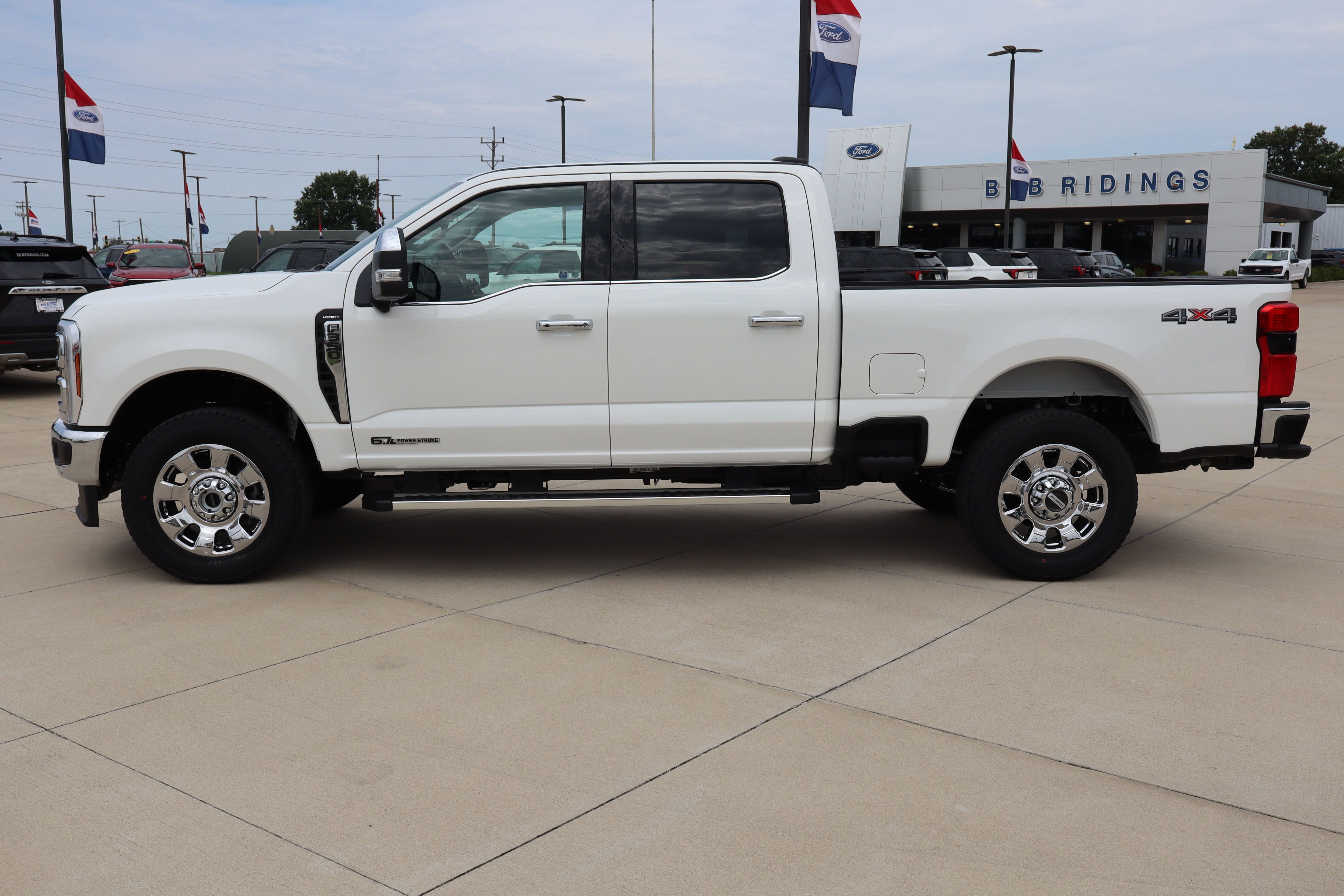 New 2026 Ford F350 Lariat w/ Lariat Premium Package AWD/4WD image 8