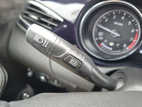 Used 2023 Buick Encore GX Select image 36