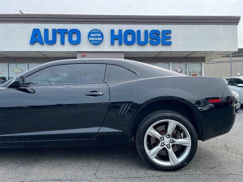 Used 2010 Chevrolet Camaro SS w/ RS Package RWD image 32