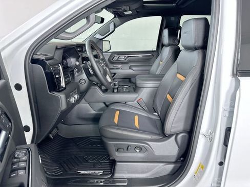 New 2026 GMC Sierra 1500 AT4 w/ AT4 Premium Package AWD/4WD image 21