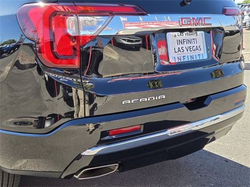 Used 2023 GMC Acadia Denali image 9