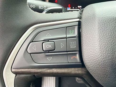 New 2026 Jeep Grand Cherokee Altitude AWD/4WD image 35