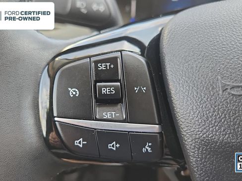 Certified 2023 Ford Escape Active AWD/4WD image 18