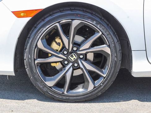 Used 2020 Honda Civic Sport image 11