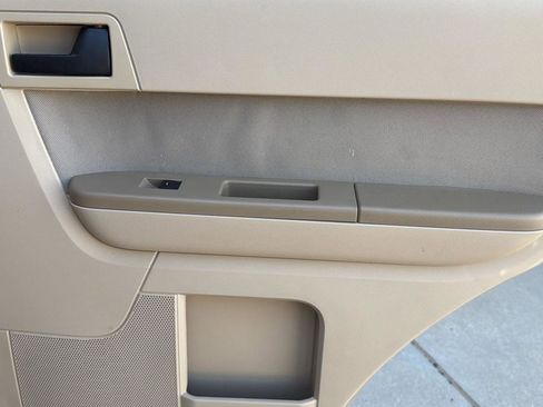 Used 2012 Ford Escape XLT image 36