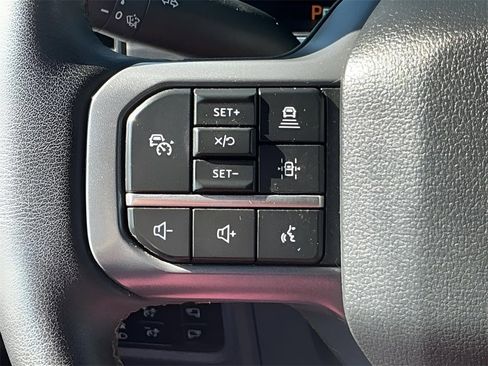 Certified 2025 Ford F150 Lariat w/ FX4 Off-Road Package image 34