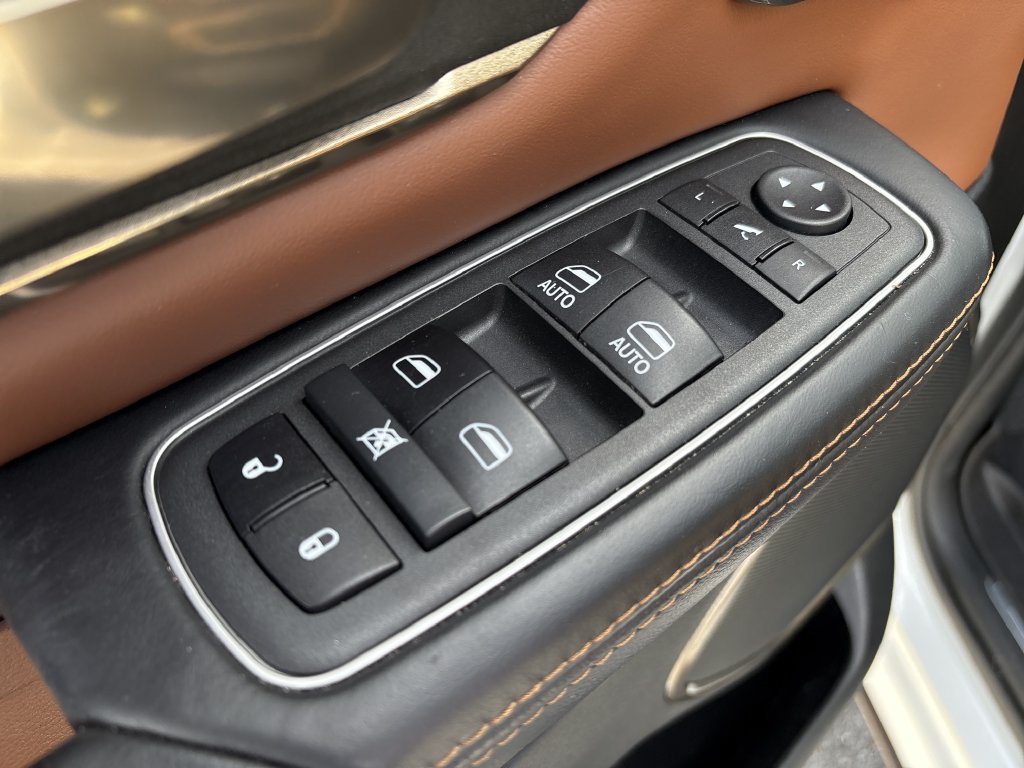 Used 2022 RAM 1500 Limited AWD/4WD image 18