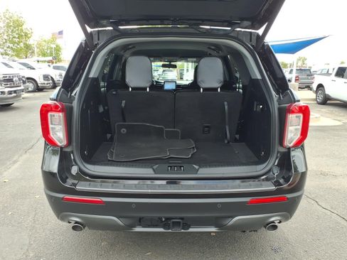 Certified 2023 Ford Explorer XLT w/ Equipment Group 202A RWD image 17