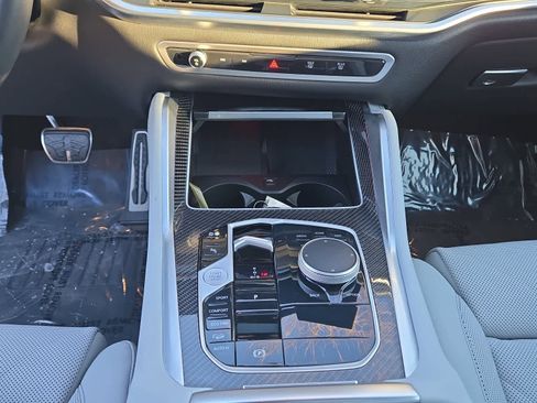 Used 2026 BMW X6 M60i image 17