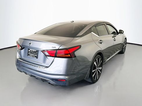 Used 2020 Nissan Altima 2.5 SR FWD image 7