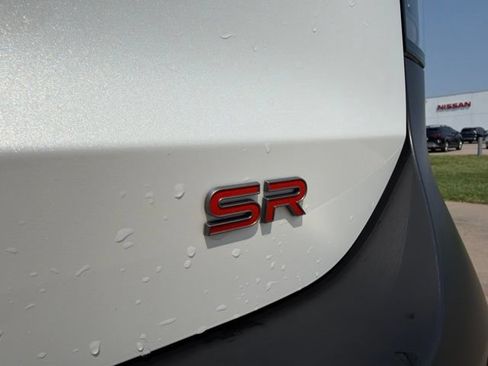 Used 2025 Nissan Kicks SR w/ SR Premium Package FWD image 12