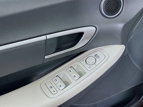 Used 2025 Hyundai Sonata SEL image 15