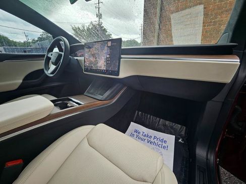 Used 2023 Tesla Model X AWD/4WD image 59