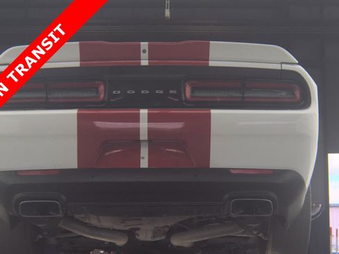 Used 2021 Dodge Challenger R/T RWD image 4