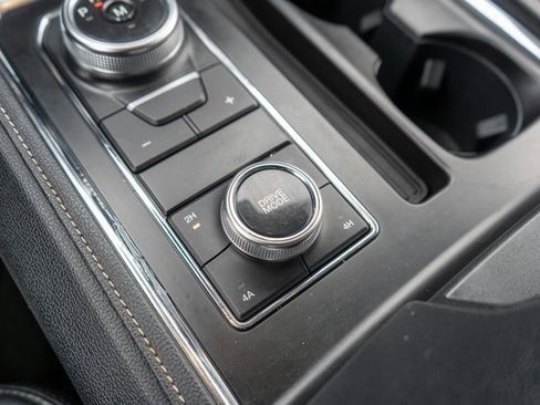 Used 2022 Ford Expedition XLT w/ Equipment Group 202A image 32