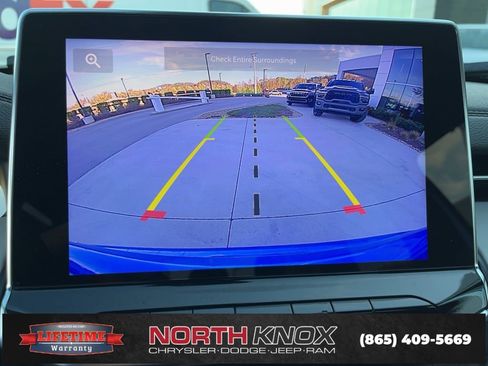 Used 2024 Jeep Compass Limited image 10