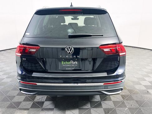Used 2023 Volkswagen Tiguan SE FWD image 7