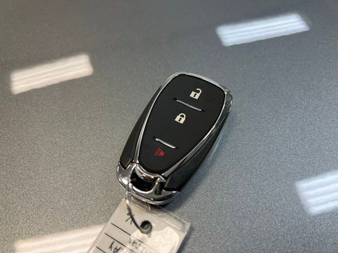 Used 2023 Chevrolet Equinox LS w/ LPO, Floor Liner Package image 32