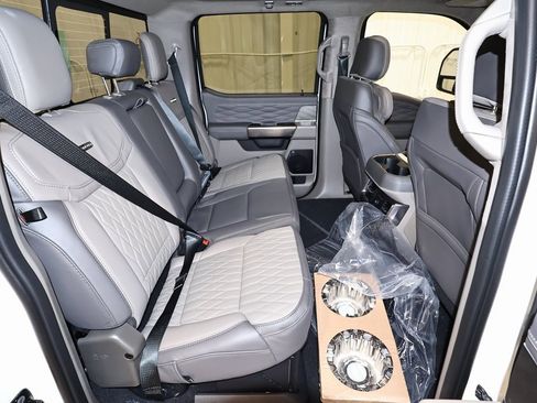 New 2026 Ford F350 Platinum w/ Platinum Plus Package image 15