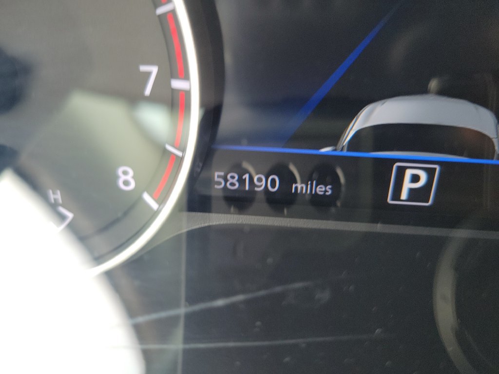 Used 2024 Nissan Sentra SV FWD image 23
