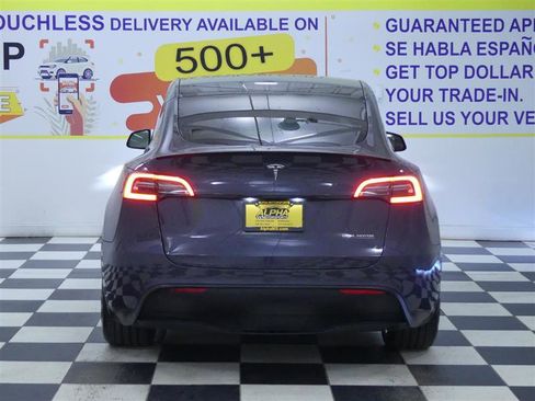 Used 2021 Tesla Model Y Performance image 4