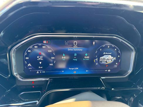 New 2026 Chevrolet Silverado 1500 LTZ w/ LTZ Premium Package AWD/4WD image 30