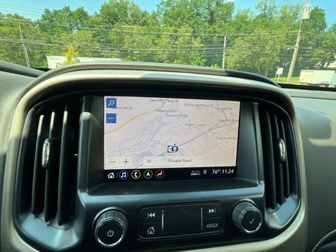 Used 2022 GMC Canyon Denali AWD/4WD image 7