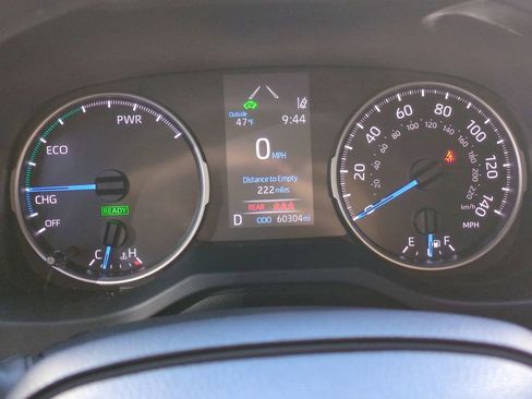 Certified 2022 Toyota RAV4 LE image 24