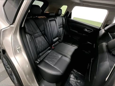 Used 2024 Nissan Rogue Platinum AWD/4WD image 26