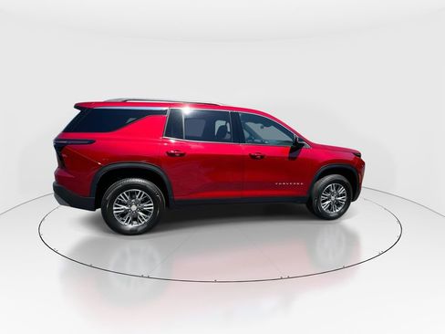 New 2026 Chevrolet Traverse LT FWD image 9
