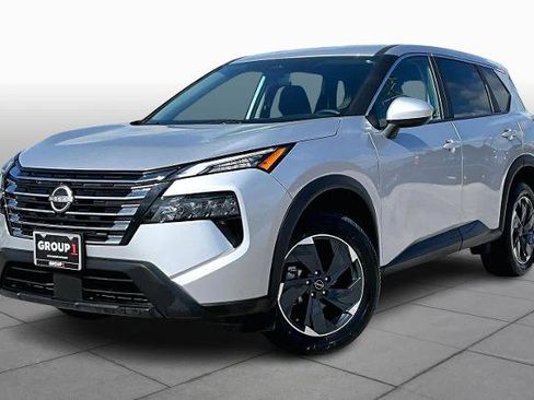 Certified 2025 Nissan Rogue SV image 1