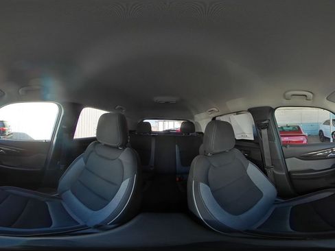 Used 2025 Chevrolet TrailBlazer LT image 40