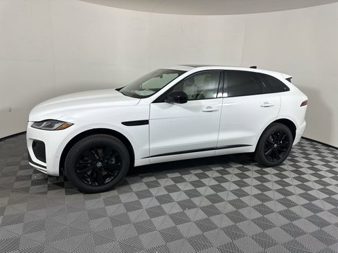 Used 2026 Jaguar F-PACE R-Dynamic S image 19