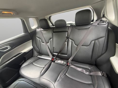 Used 2022 Jeep Compass Limited AWD/4WD image 13