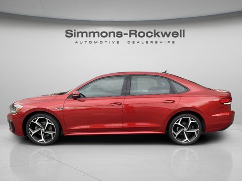 Used 2020 Volkswagen Passat 2.0T R-Line image 8