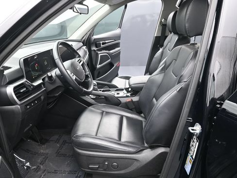 Used 2023 Kia Telluride S FWD image 18