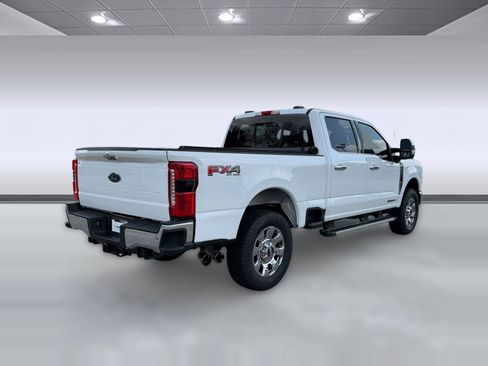 Used 2024 Ford F250 Lariat w/ Chrome Package AWD/4WD image 8