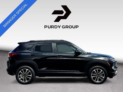 Used 2025 Chevrolet TrailBlazer LT AWD/4WD image 9
