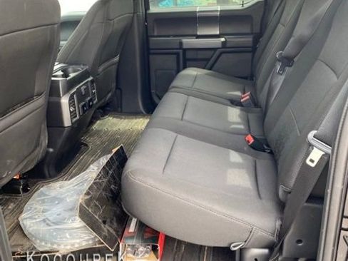 Used 2020 Ford F150 XLT w/ Equipment Group 302A Luxury AWD/4WD image 14